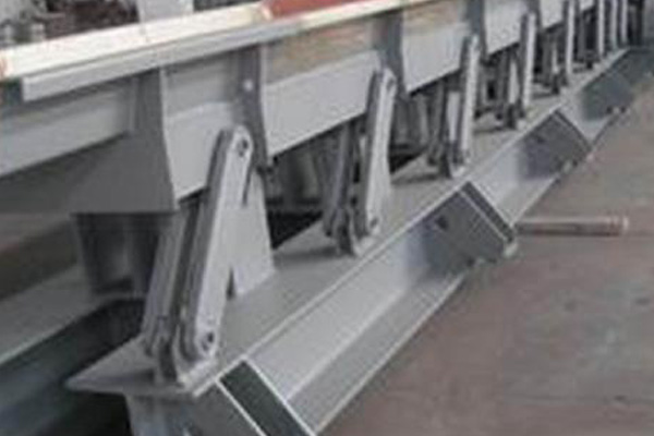 慣性振動熱料輸送機的優勢特征